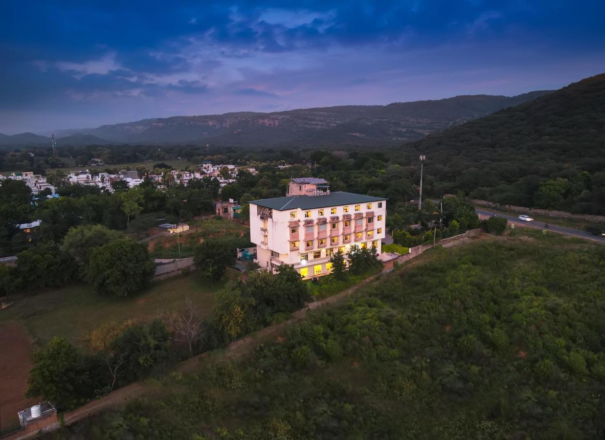 Welcomheritage Mount Valley Resort Ranthambore 사와이 마도푸르 외부 사진